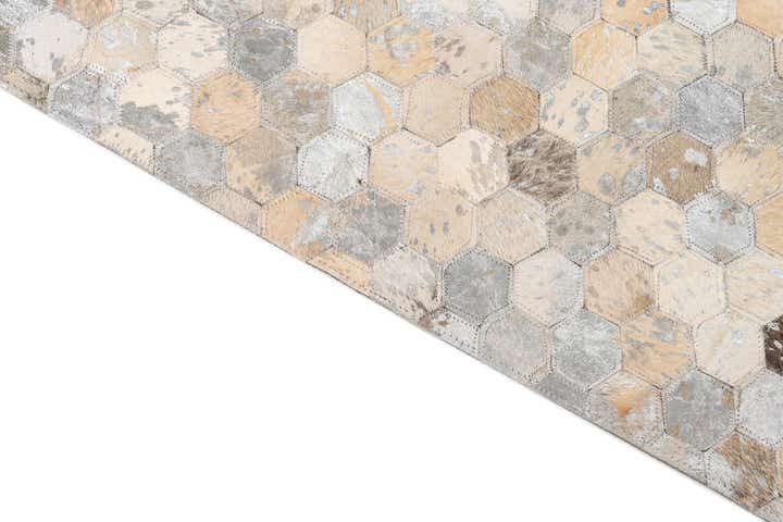 5' x 8' Cowhide Leather Rug