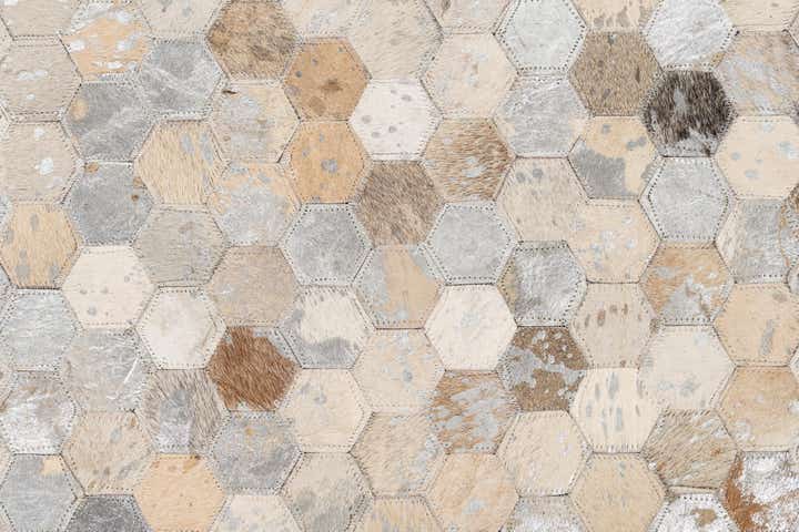 5' x 8' Cowhide Leather Rug
