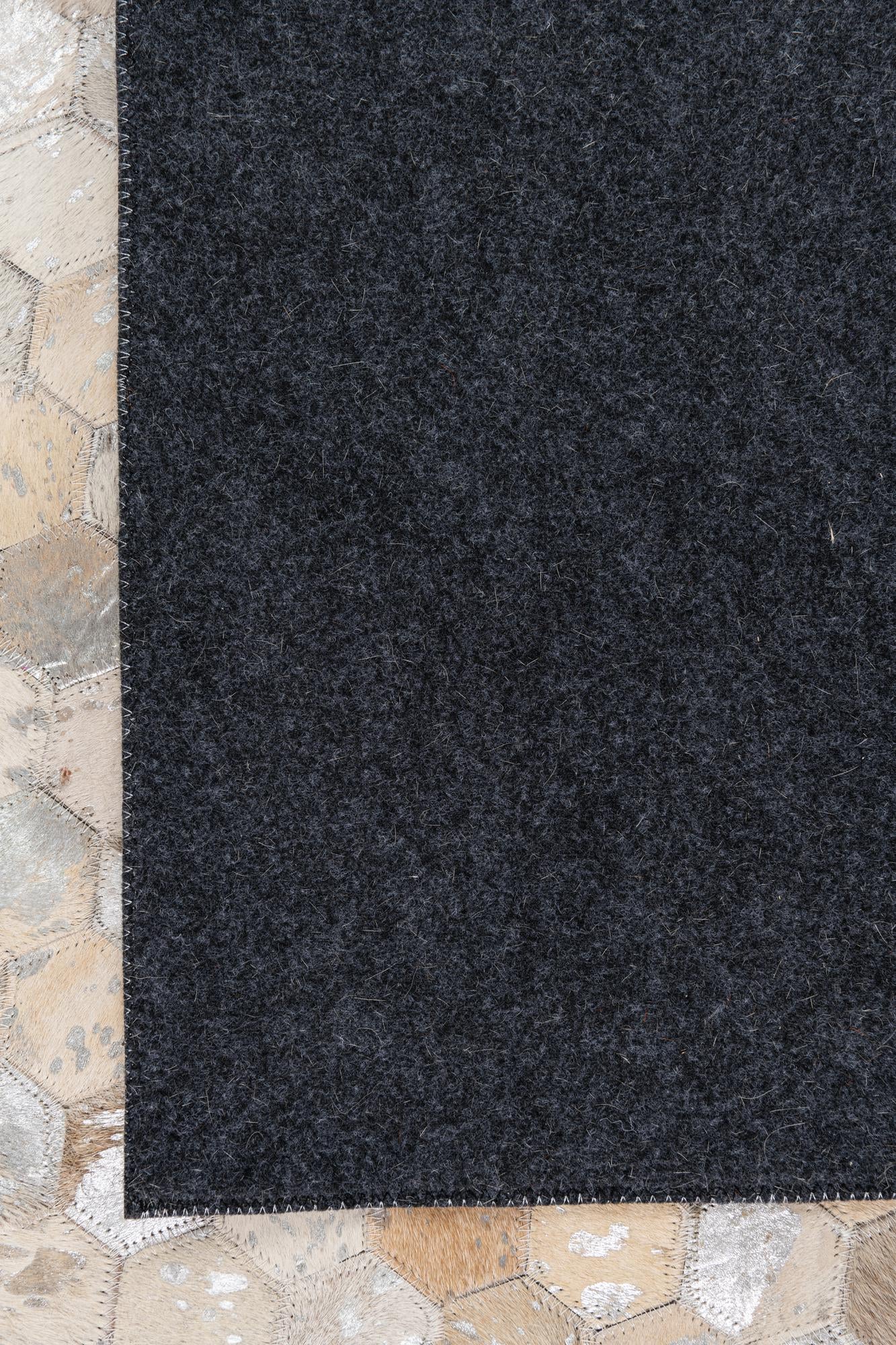5' x 8' Cowhide Leather Rug
