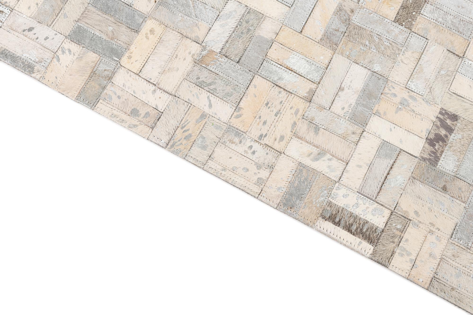5' x 7' 10 Cowhide Leather Rug