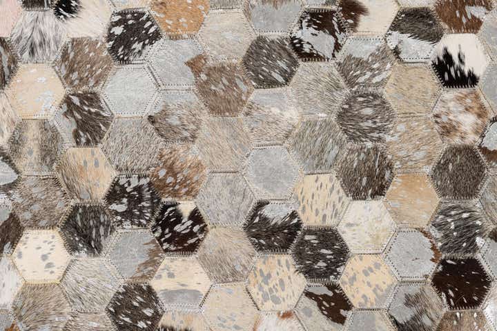 5' x 8' Cowhide Leather Rug