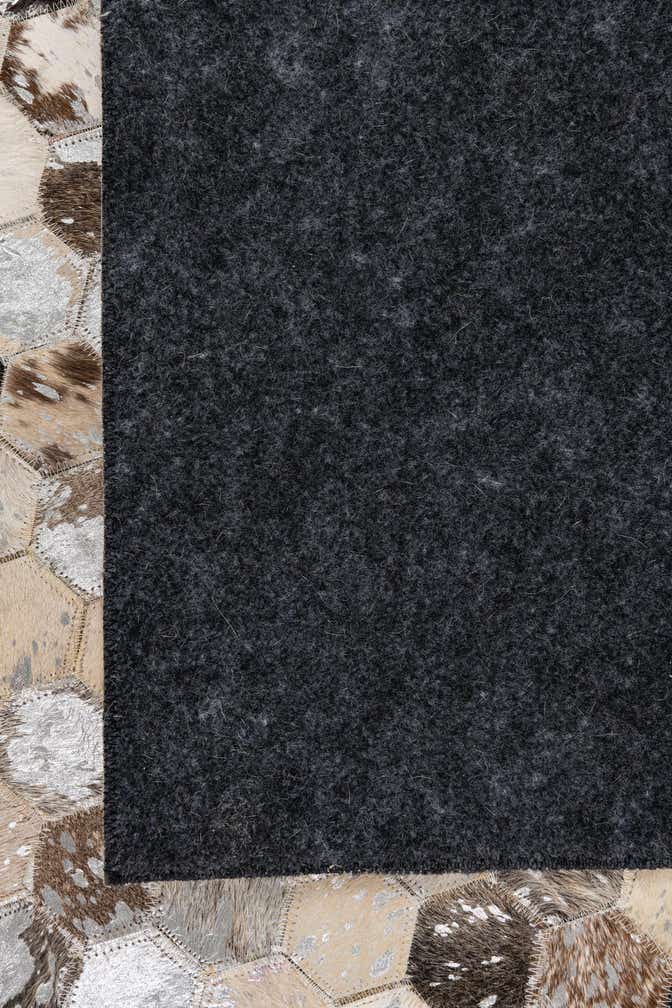 5' x 8' Cowhide Leather Rug