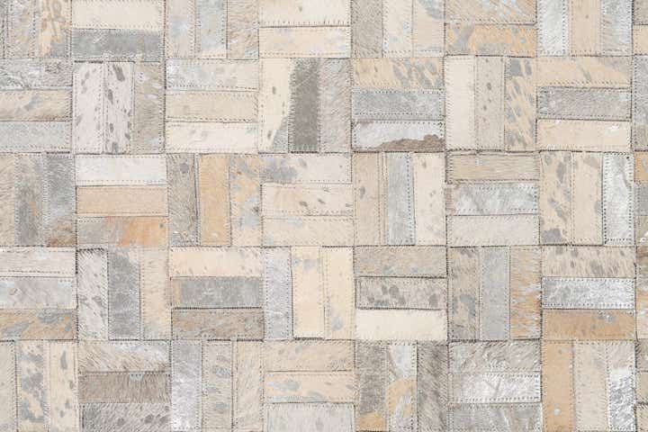 5' x 7' 10 Cowhide Leather Rug