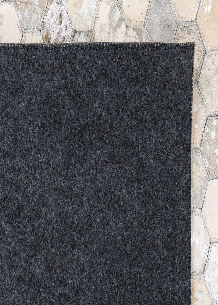 5' 2 x 8' Cowhide Leather Rug