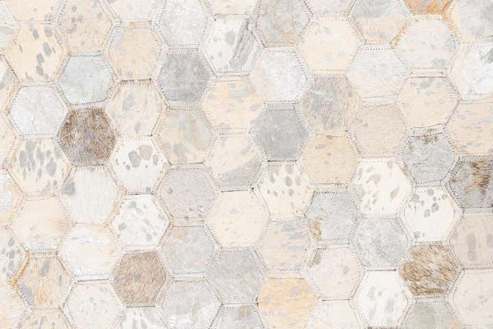 5' x 8' 1 Cowhide Leather Rug
