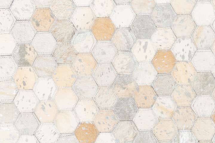 5' x 8' Cowhide Leather Rug