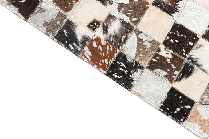 5' x 8' Cowhide Leather Rug