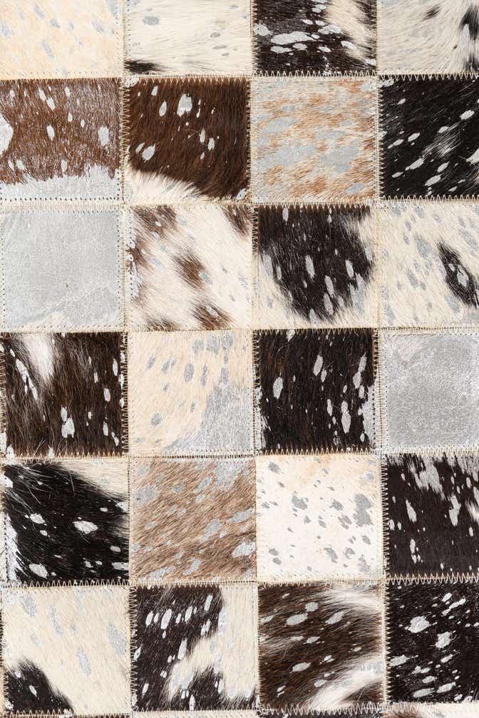5' x 8' Cowhide Leather Rug