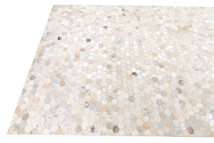 5' 1 x 8' Cowhide Leather Rug