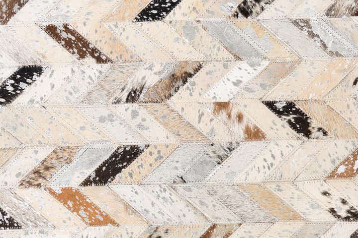 5' x 8' 1 Cowhide Leather Rug