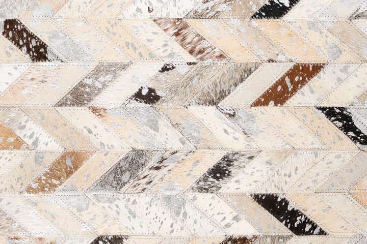 5' x 8' 1 Cowhide Leather Rug