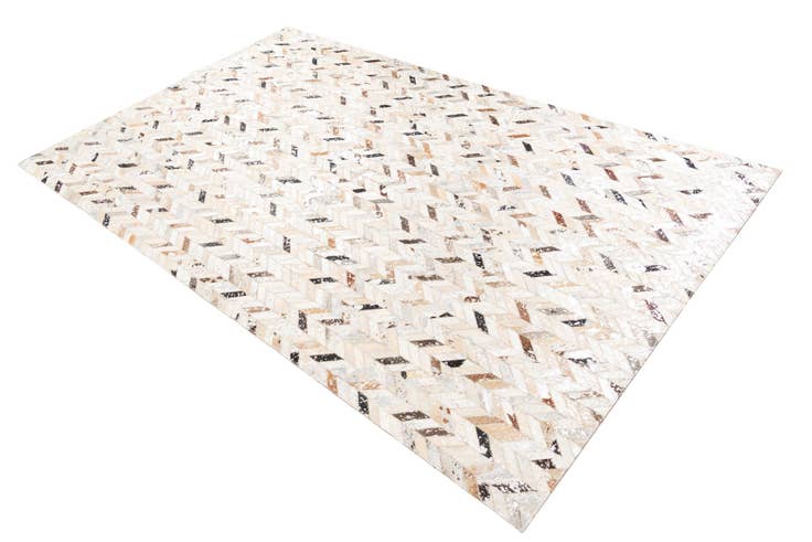 Detail image of 4' 10 x 8' Cowhide Leather Rug