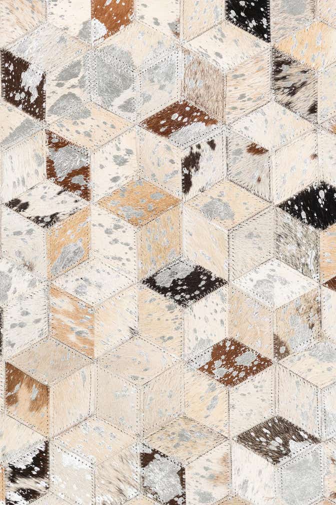 5' x 8' Cowhide Leather Rug