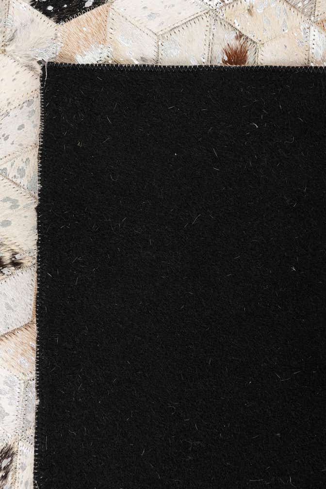 5' x 8' Cowhide Leather Rug