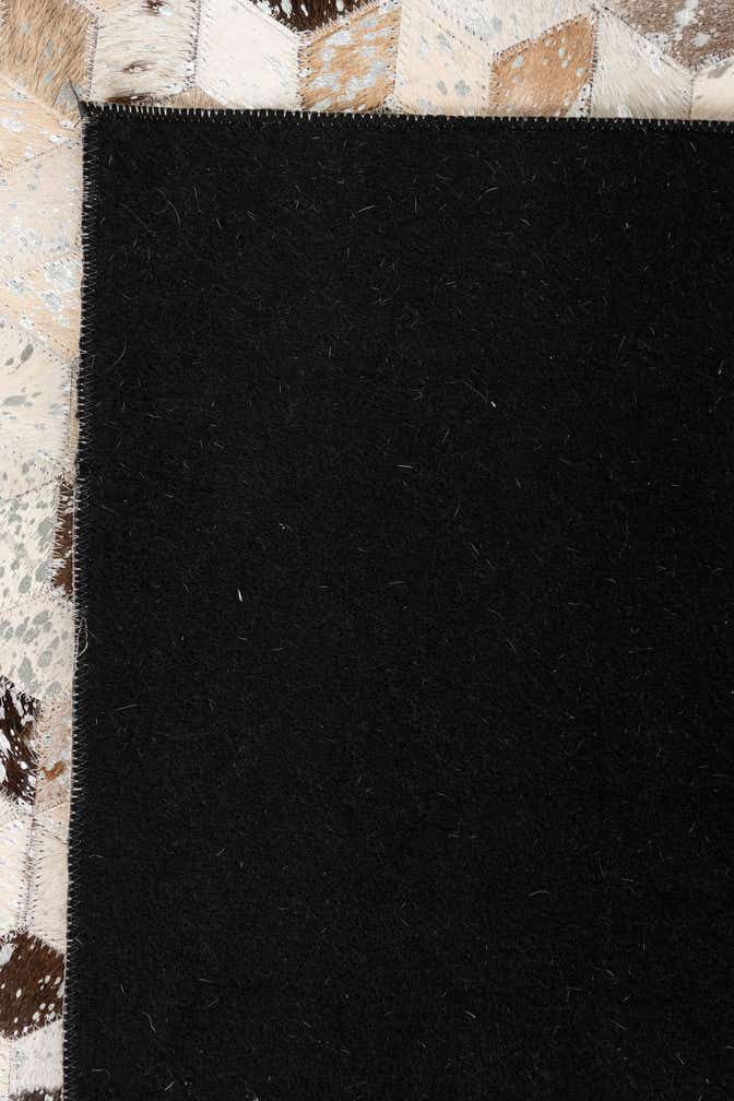 5' x 8' Cowhide Leather Rug