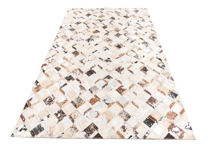 5' x 8' Cowhide Leather Rug