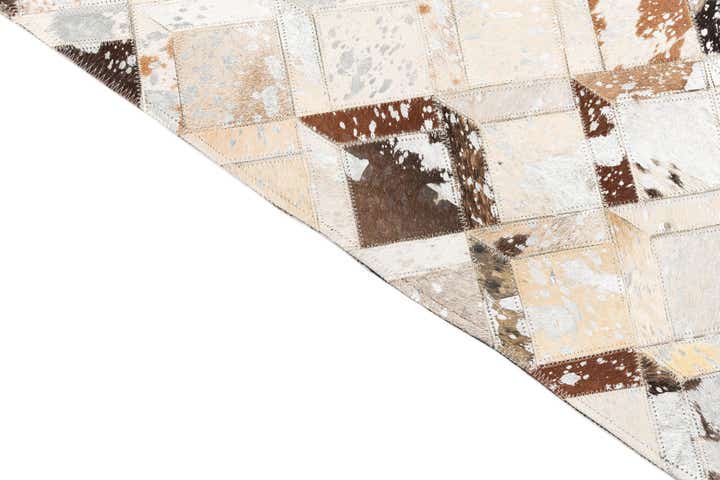5' x 8' Cowhide Leather Rug