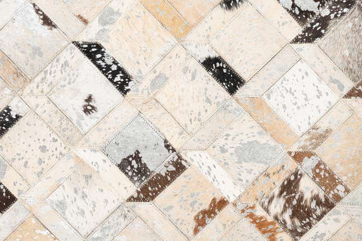 5' x 8' Cowhide Leather Rug