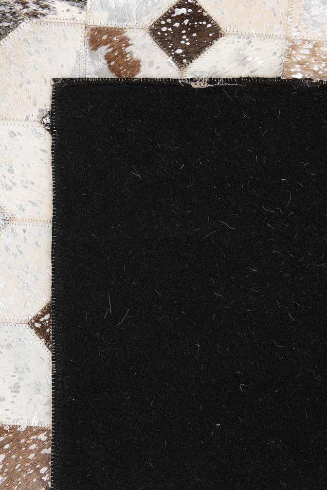 5' x 8' Cowhide Leather Rug