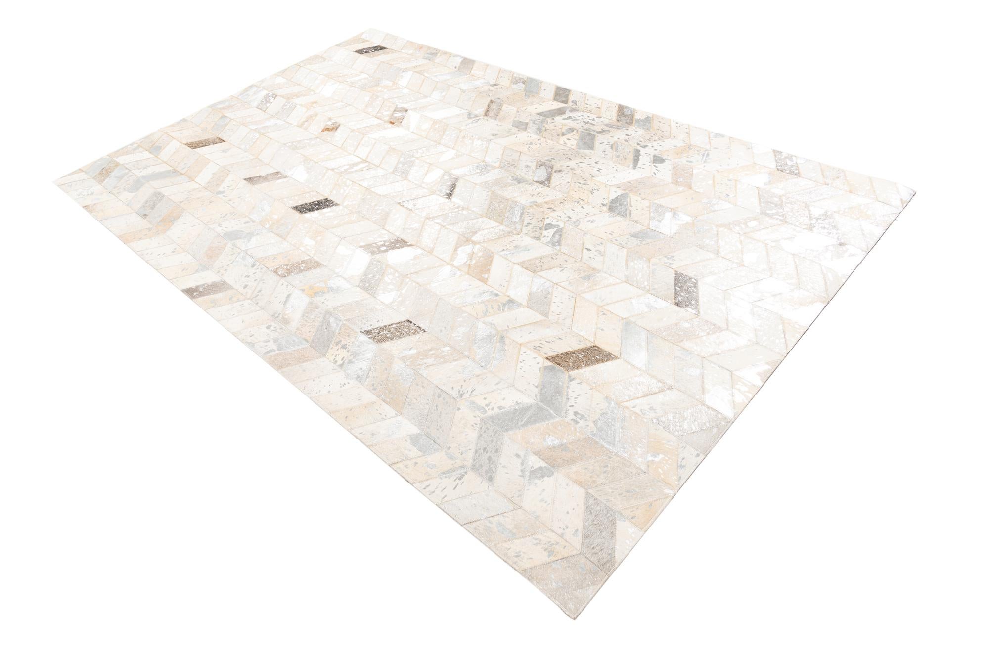 5' x 8' Cowhide Leather Rug