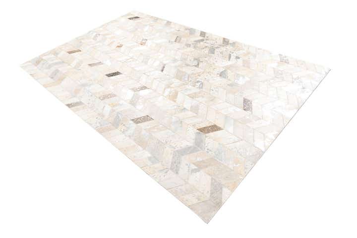 5' x 8' Cowhide Leather Rug