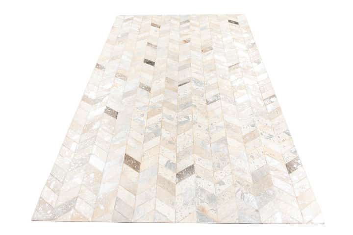 5' x 8' Cowhide Leather Rug