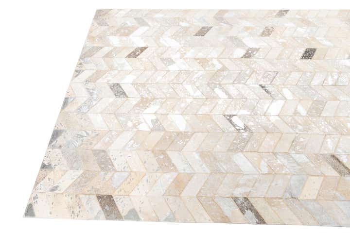 5' x 8' Cowhide Leather Rug