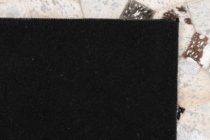 5' x 8' Cowhide Leather Rug