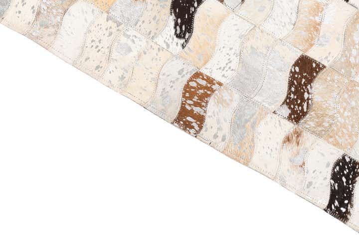 5' x 8' Cowhide Leather Rug