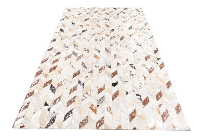5' x 8' Cowhide Leather Rug