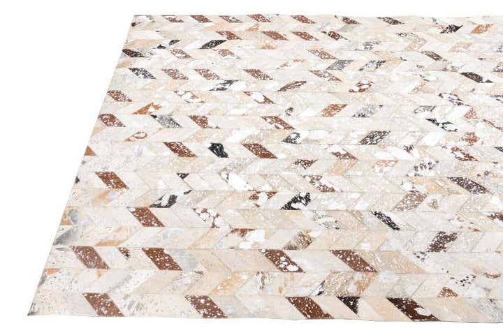 5' x 8' Cowhide Leather Rug