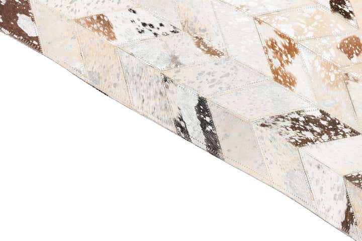 5' x 8' Cowhide Leather Rug