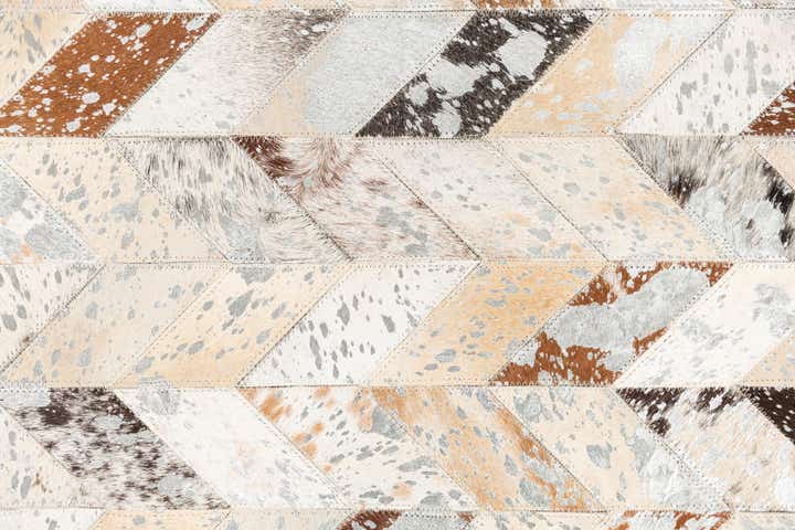 5' x 8' Cowhide Leather Rug