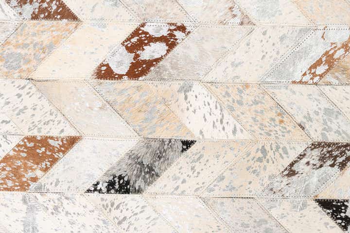 5' x 8' Cowhide Leather Rug