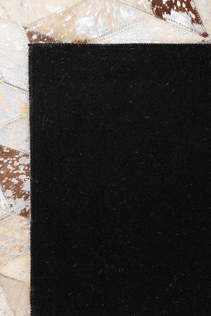 5' x 8' Cowhide Leather Rug