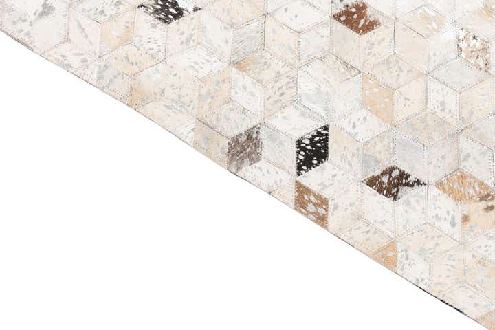 5' x 8' Cowhide Leather Rug