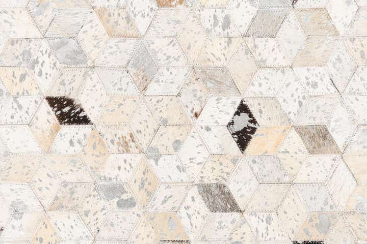 5' x 8' Cowhide Leather Rug