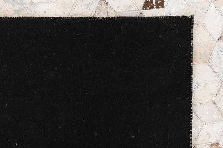 5' x 8' Cowhide Leather Rug