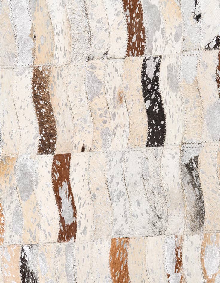 Detail image of 5' x 7' 10 Cowhide Leather Rug