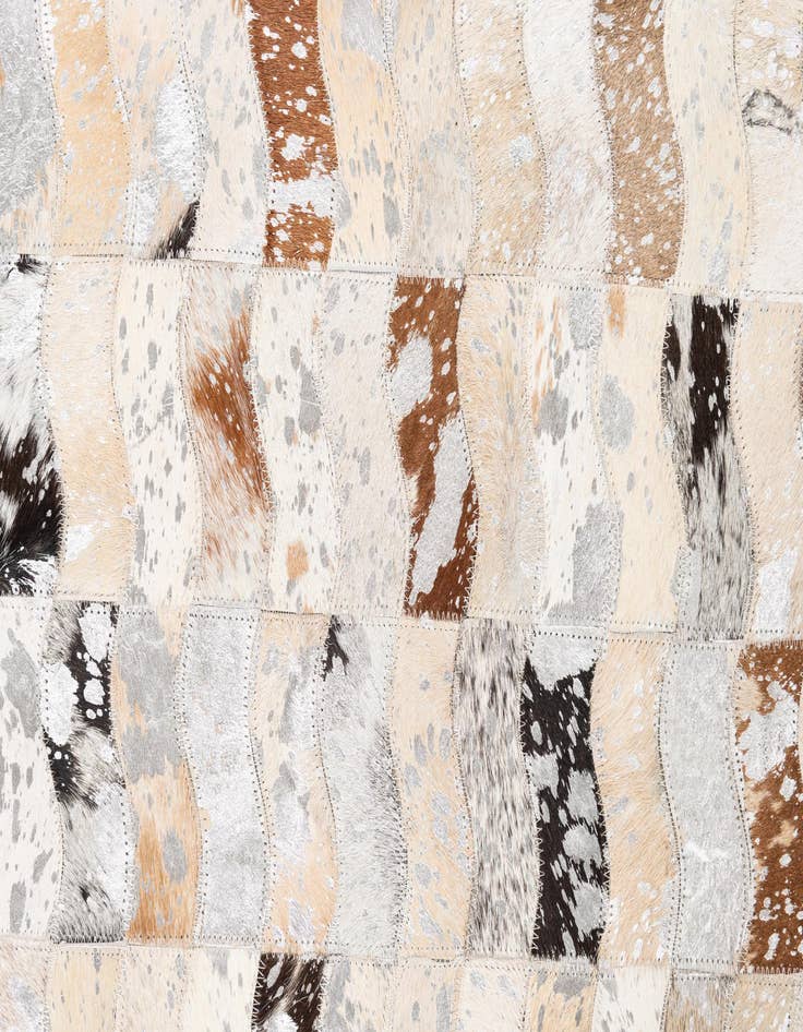 Detail image of 5' x 7' 10 Cowhide Leather Rug