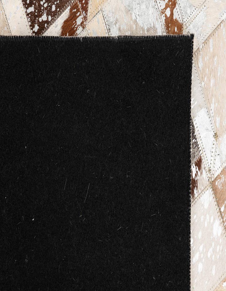 Detail image of 5' x 7' 10 Cowhide Leather Rug