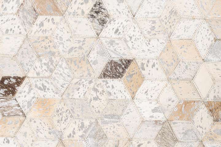 5' x 8' 1 Cowhide Leather Rug