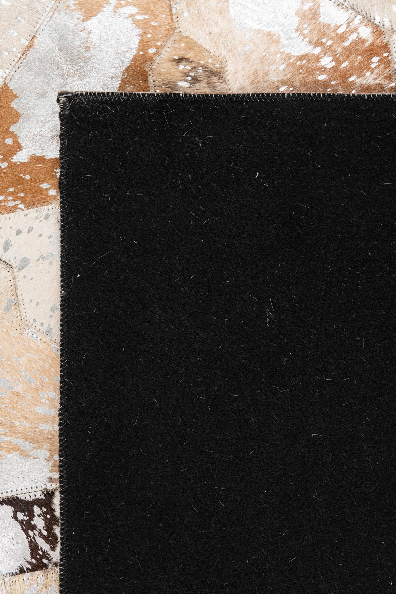 5' x 8' 1 Cowhide Leather Rug