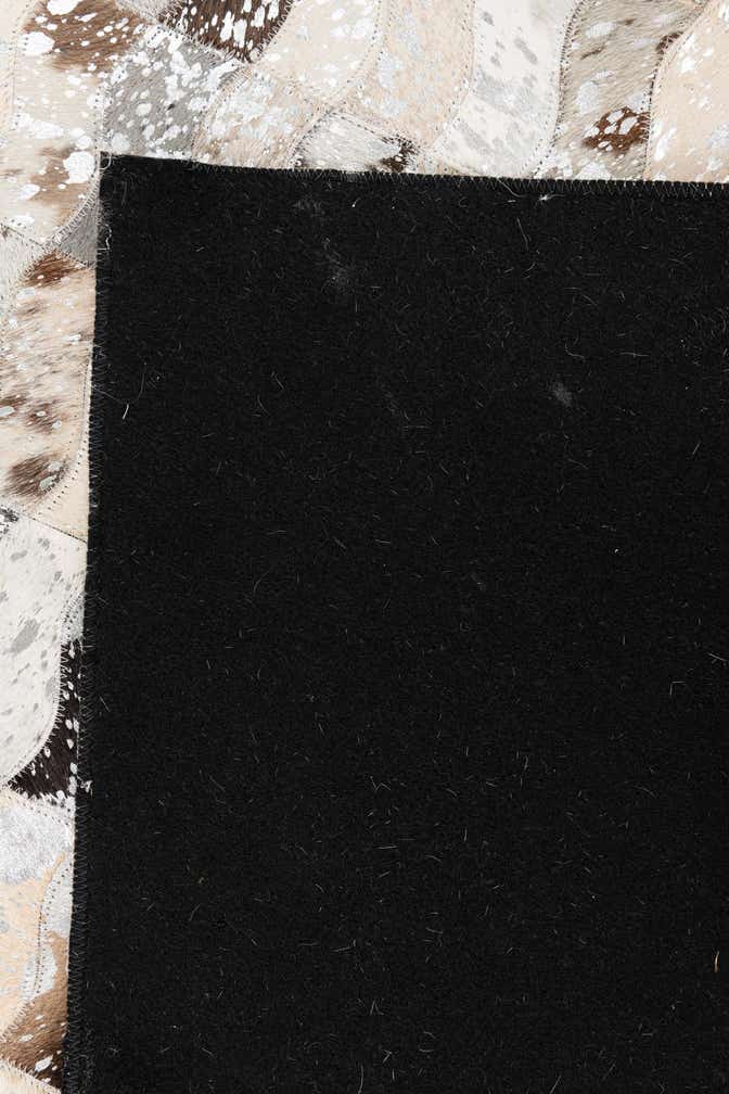 5' x 8' Cowhide Leather Rug