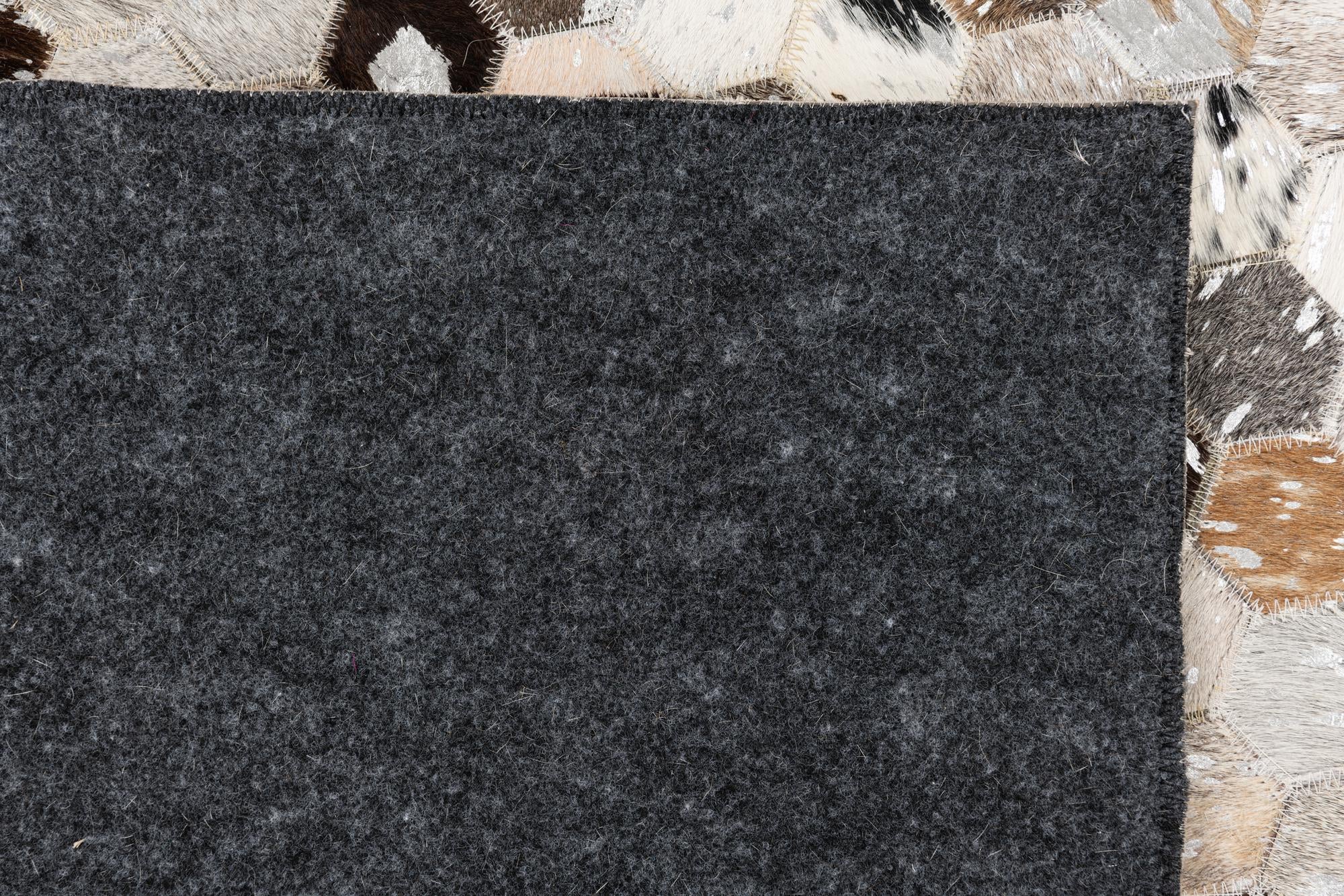 5' x 8' 1 Cowhide Leather Rug