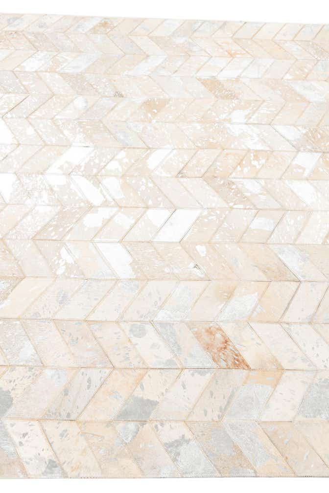5' x 8' Cowhide Leather Rug