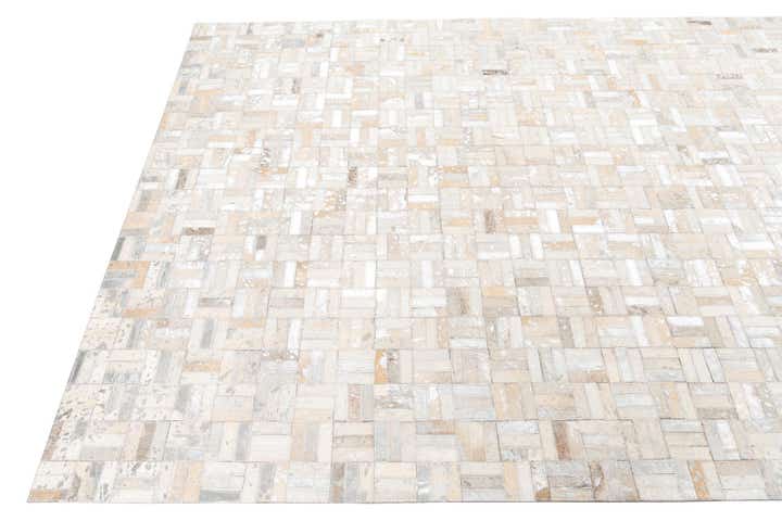 5' x 8' Cowhide Leather Rug