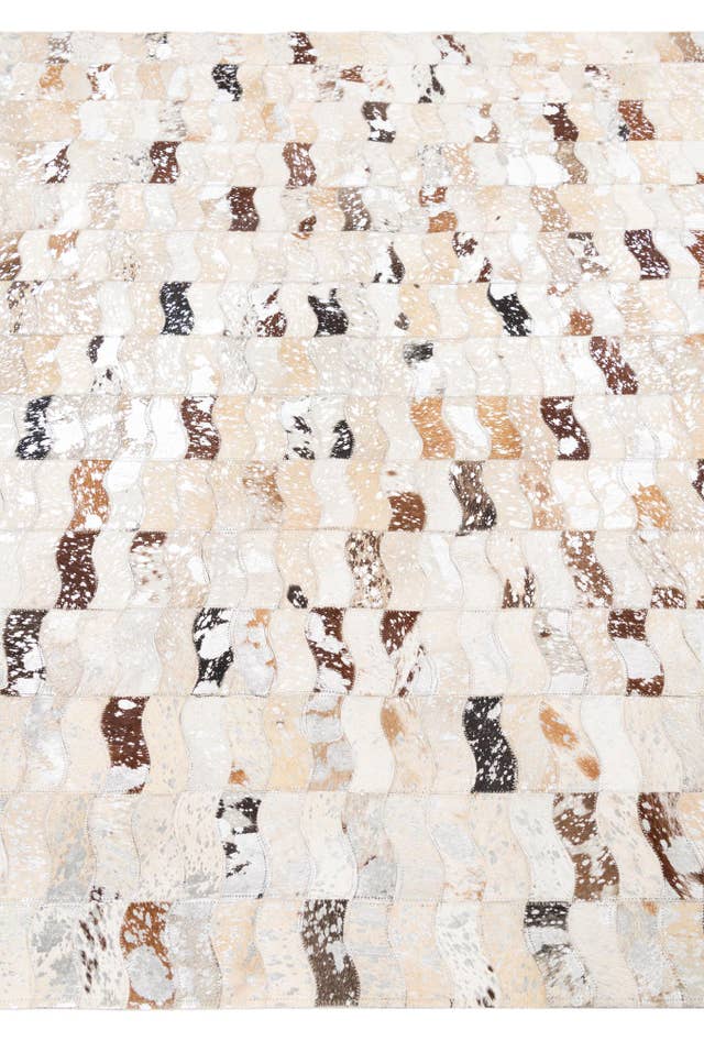 Detail image of 5' x 7' 10 Cowhide Leather Rug