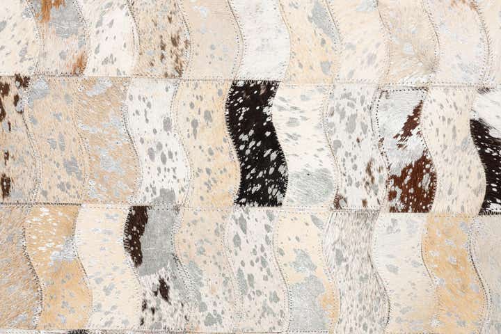5' x 7' 10 Cowhide Leather Rug
