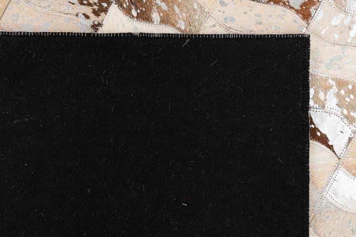 5' x 7' 10 Cowhide Leather Rug